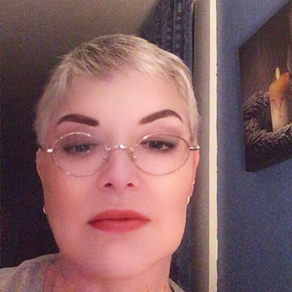 Meet your Posher, Jackie